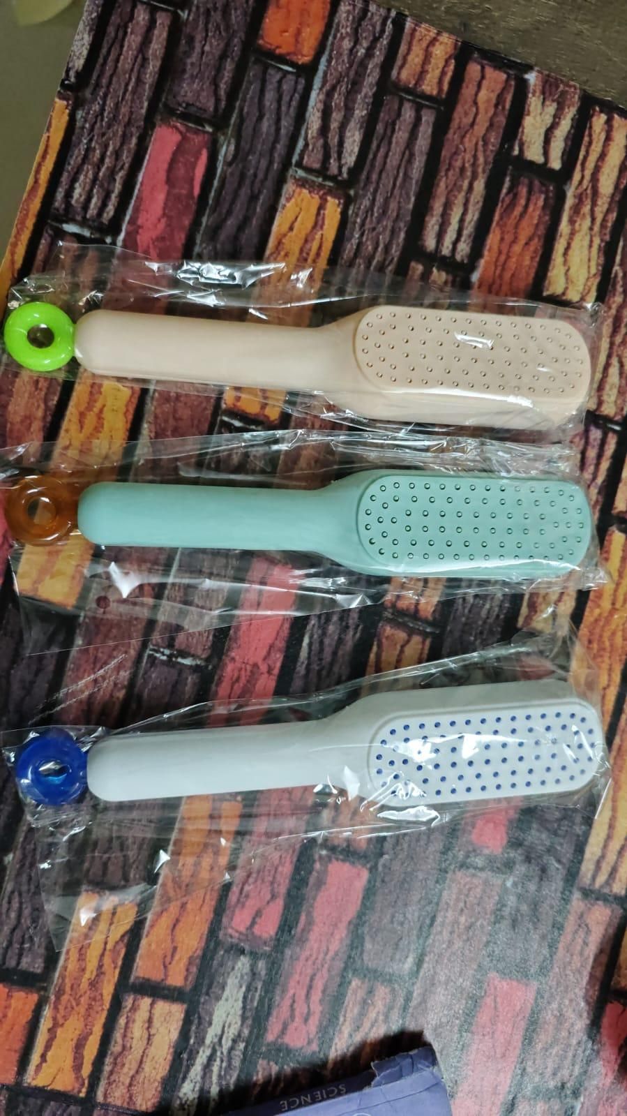 Self-Cleaning Detangling Hairbrush